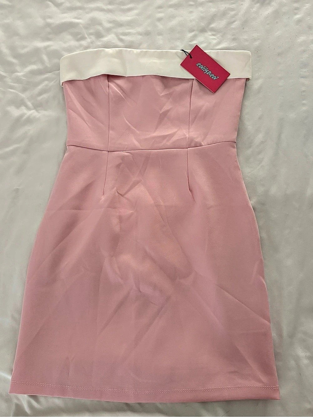 NWT “edikted” Priyah Contrast Fold Over Dress
